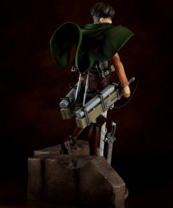Attack on Titan Levi Pulchra Figure